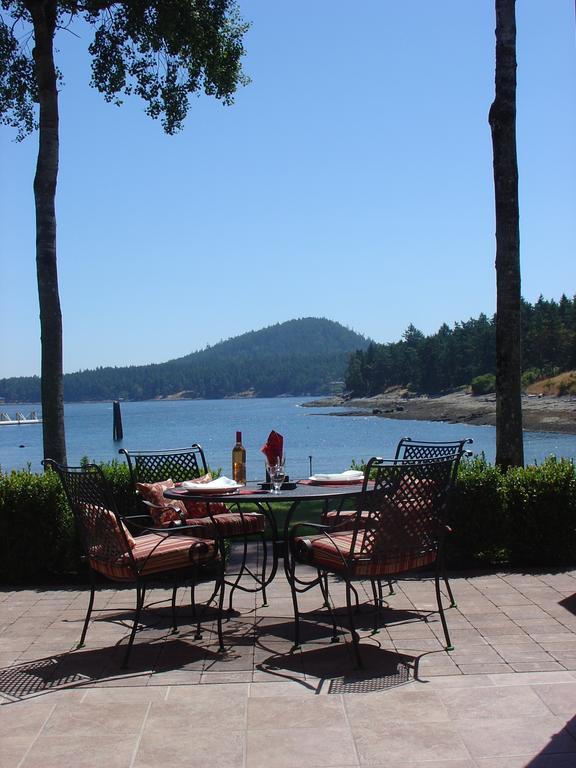 Galiano Oceanfront Inn & Spa Sturdies Bay Kültér fotó