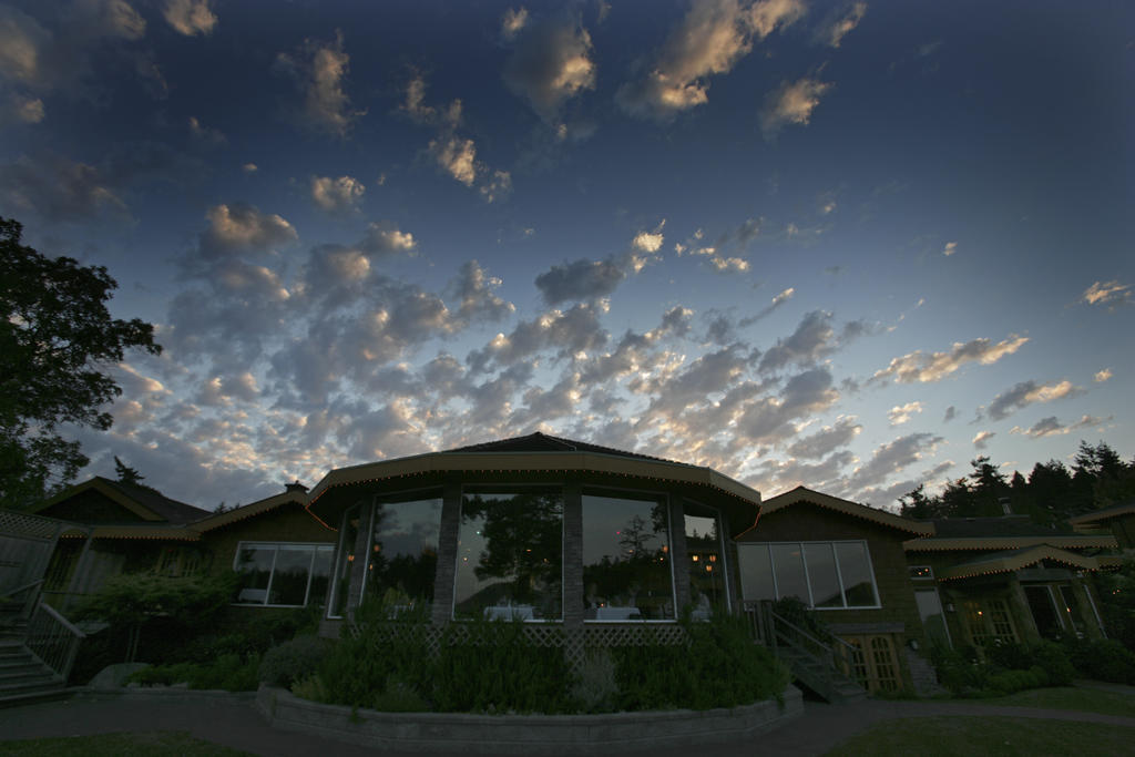 Galiano Oceanfront Inn & Spa Sturdies Bay Kültér fotó